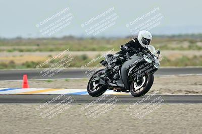 media/Apr-18-2025-TrackDaz (Fri) [[45f5874c44]]/C Group/Session 1 (Turn 7)/